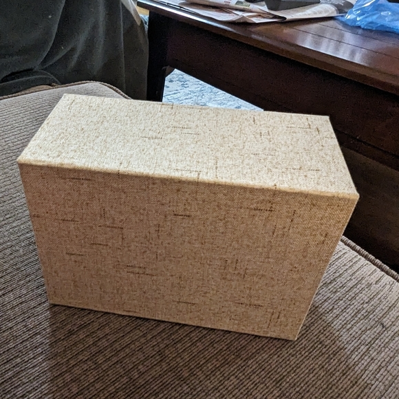 3/$30.  Fabric covered Button and magnetic  closure, velvet  lined box. - Picture 6 of 6